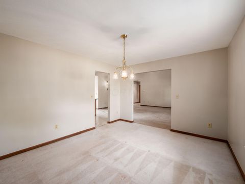 Tiny photo for 640 Curve Road, Delaware, OH 43015 (MLS # 225036471)