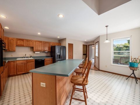 Tiny photo for 640 Curve Road, Delaware, OH 43015 (MLS # 225036471)