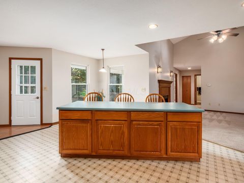 Tiny photo for 640 Curve Road, Delaware, OH 43015 (MLS # 225036471)
