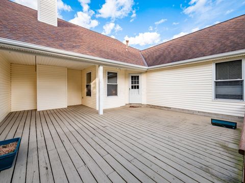 Tiny photo for 640 Curve Road, Delaware, OH 43015 (MLS # 225036471)