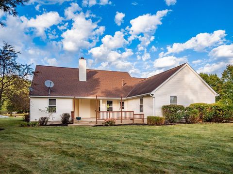 Tiny photo for 640 Curve Road, Delaware, OH 43015 (MLS # 225036471)