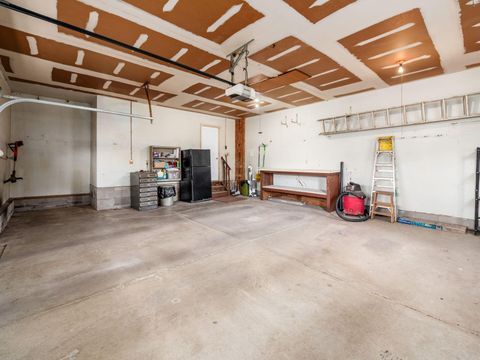 Tiny photo for 640 Curve Road, Delaware, OH 43015 (MLS # 225036471)