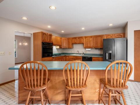 Tiny photo for 640 Curve Road, Delaware, OH 43015 (MLS # 225036471)