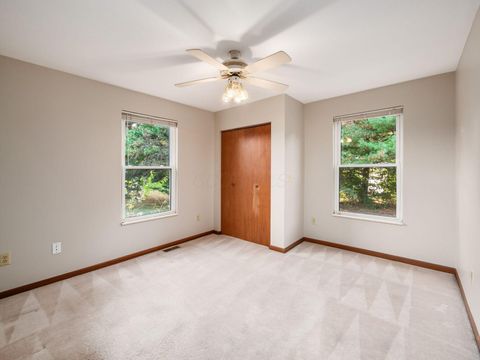 Tiny photo for 640 Curve Road, Delaware, OH 43015 (MLS # 225036471)