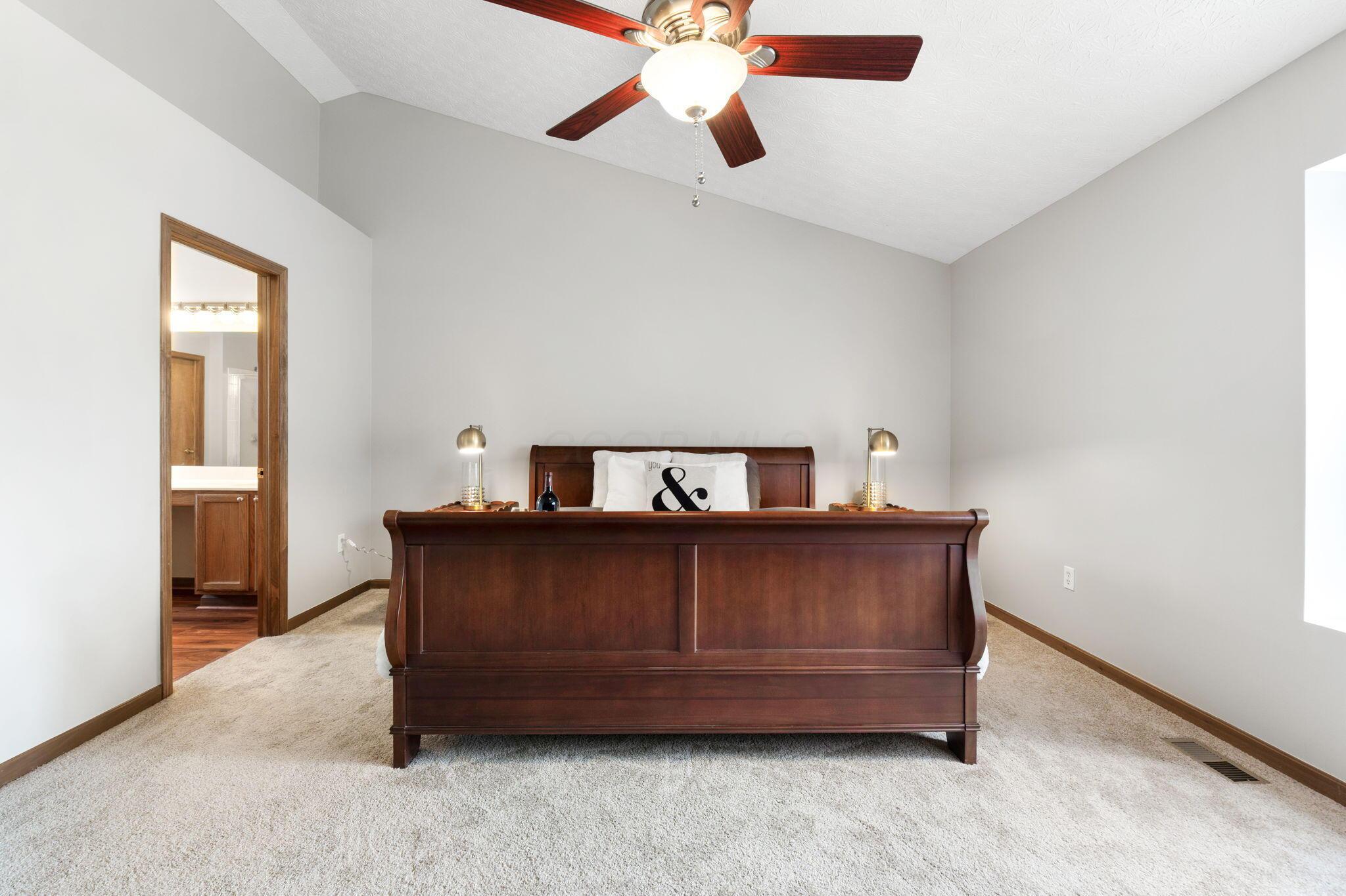 8138 Reynoldswood Drive, Reynoldsburg, Ohio image 36