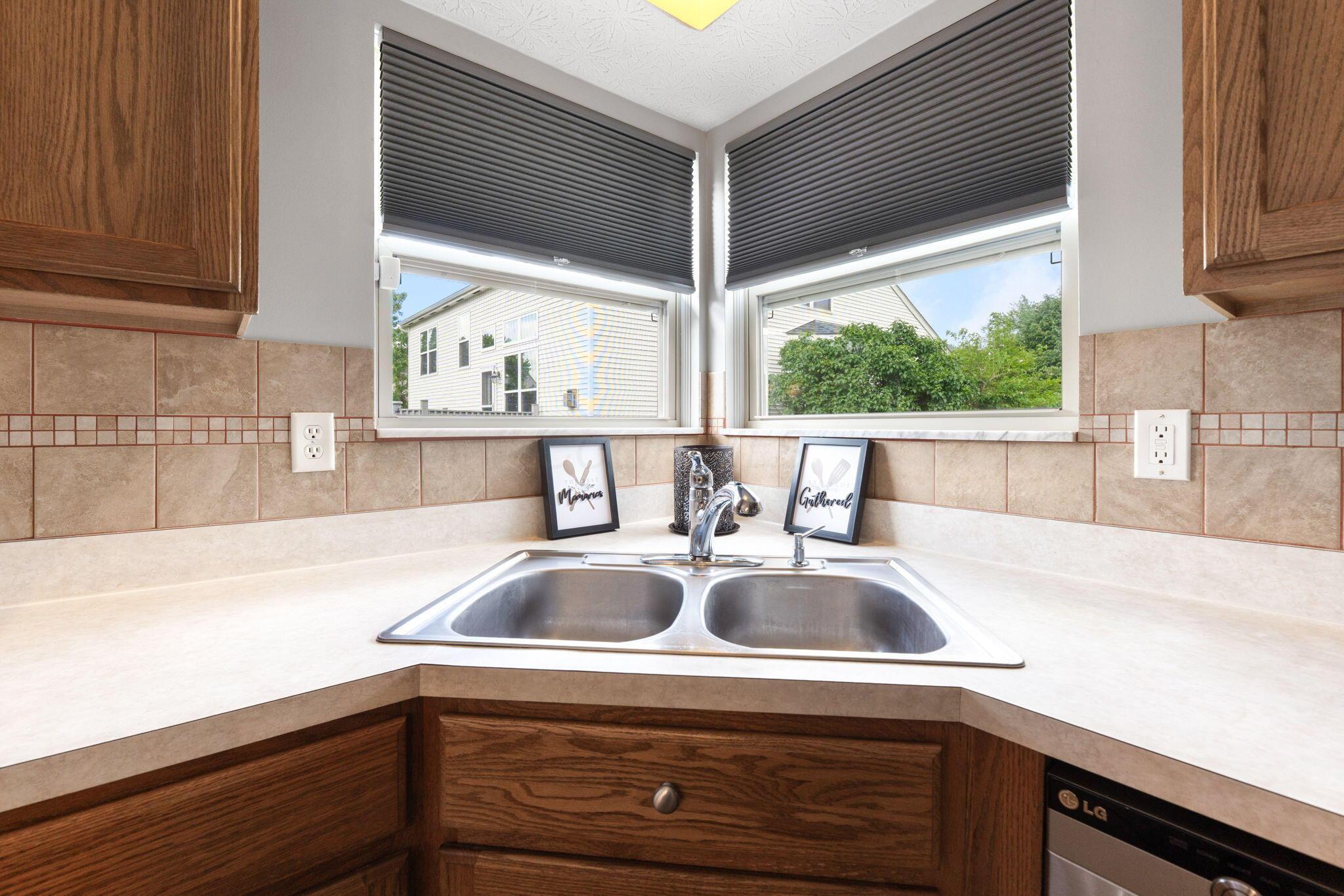 8138 Reynoldswood Drive, Reynoldsburg, Ohio image 22