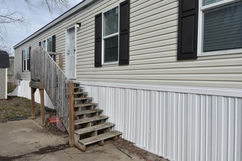 Photo of 4711 Walnut Road Lot J7 #Lot J7, Buckeye Lake, OH 43008 (MLS # 226009769)