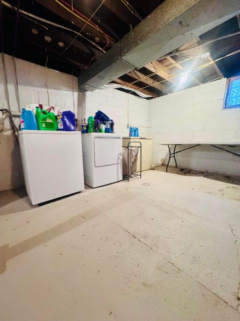 Tiny photo for 1327 Elm Street, Cambridge, OH 43725 (MLS # 225044750)