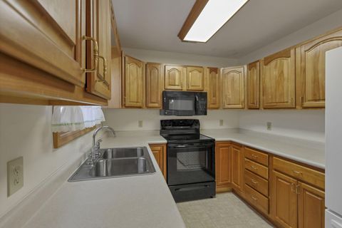 Tiny photo for 135 Carlin Drive, Logan, OH 43138 (MLS # 226002396)