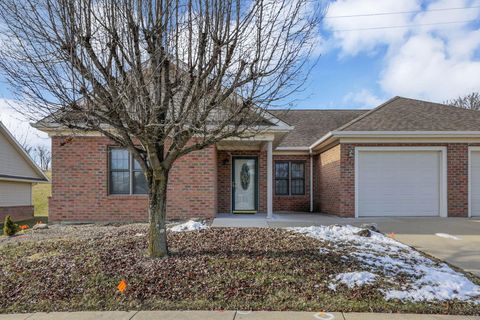 Photo of 135 Carlin Drive, Logan, OH 43138 (MLS # 226002396)