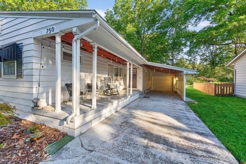 Tiny photo for 750 W 8th Street, Marysville, OH 43040 (MLS # 226035233)