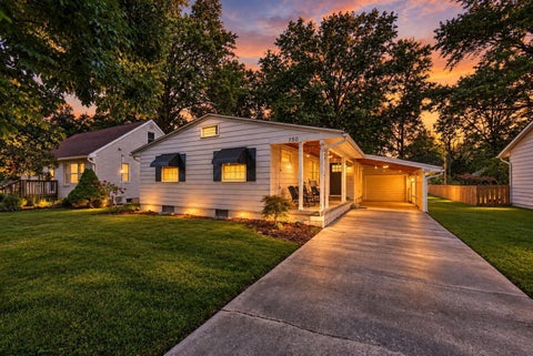 Tiny photo for 750 W 8th Street, Marysville, OH 43040 (MLS # 226035233)