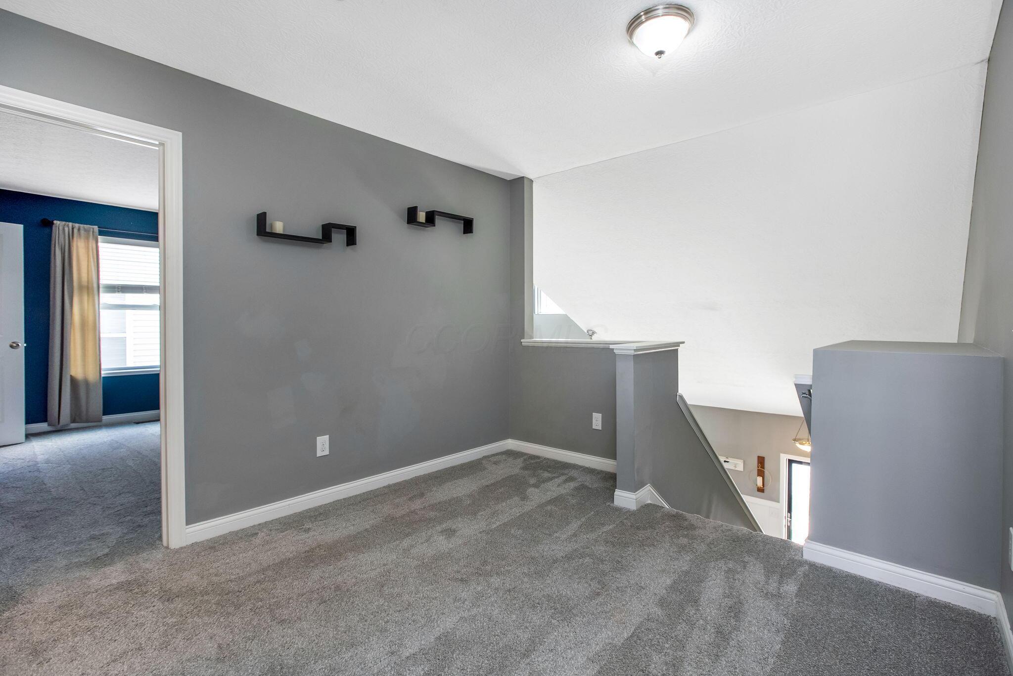 4507 Snowy Meadow Drive, Grove City, Ohio image 30