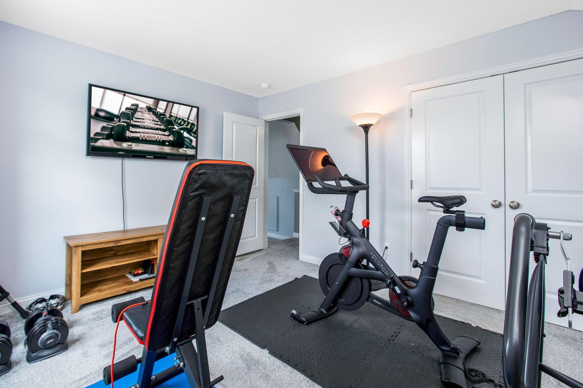 4507 Snowy Meadow Drive, Grove City, Ohio image 36