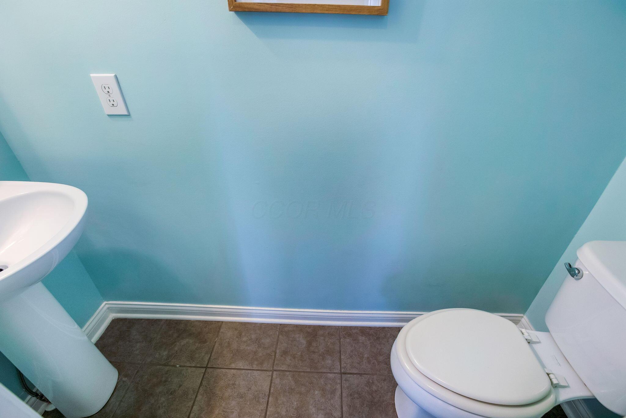 4507 Snowy Meadow Drive, Grove City, Ohio image 28