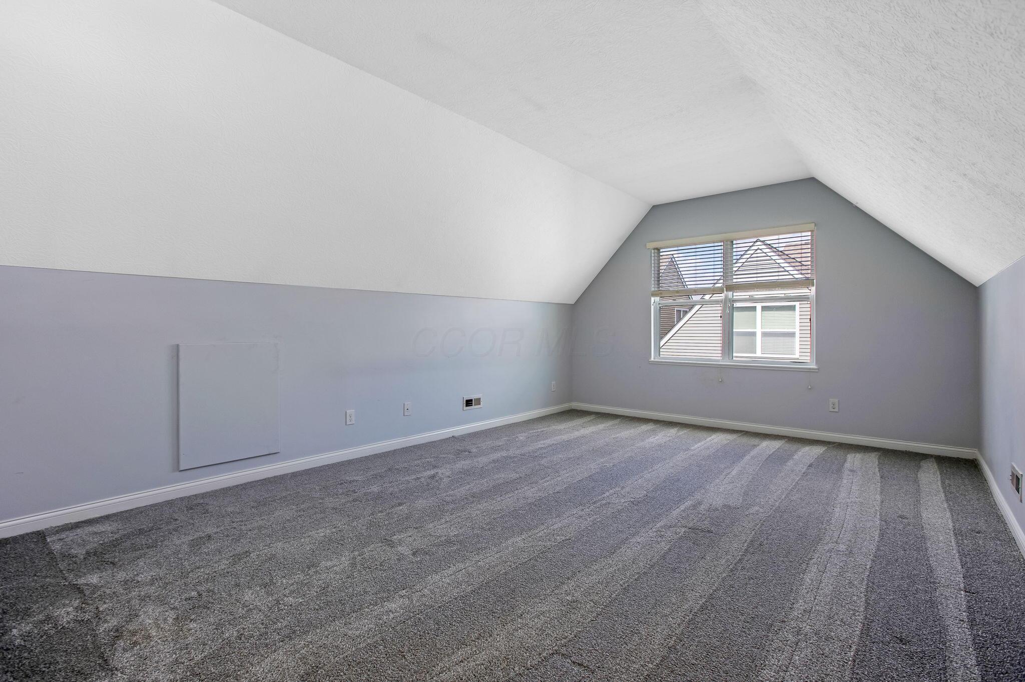 4507 Snowy Meadow Drive, Grove City, Ohio image 38