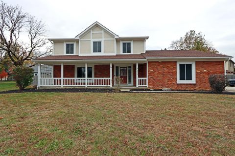 Photo of 2475 Slateshire Drive, Dublin, OH 43016 (MLS # 225043004)