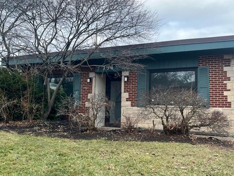 Photo of 794 Northwest Boulevard, Columbus, OH 43212 (MLS # 226002045)