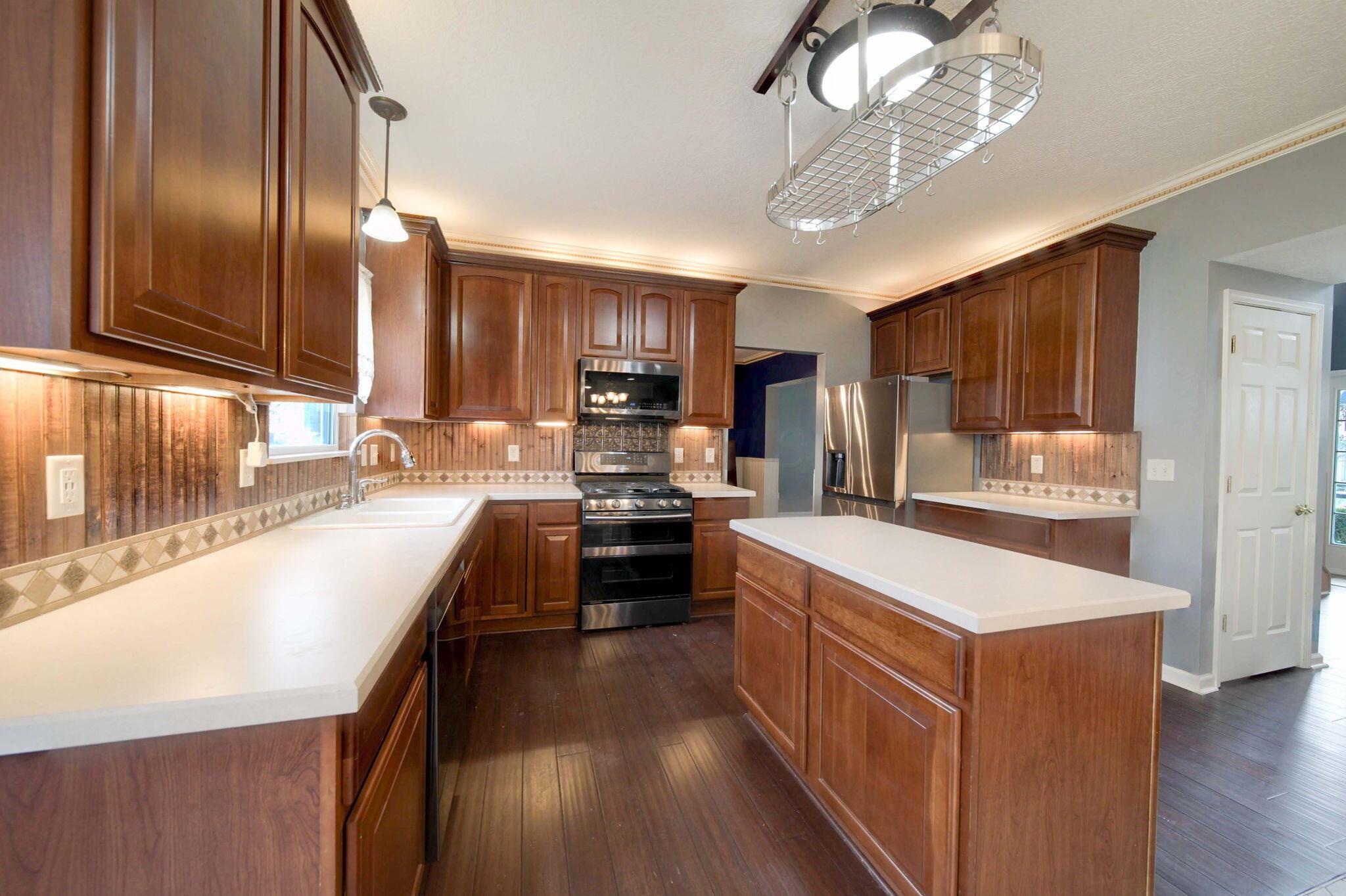 1174 Freshman Drive, Westerville, Ohio image 3