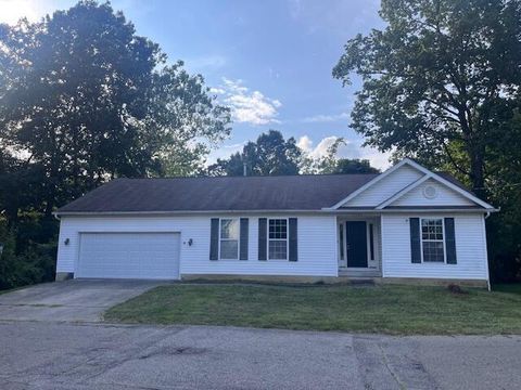 Photo of 5561 Walnut View Boulevard, Columbus, OH 43230 (MLS # 225036723)
