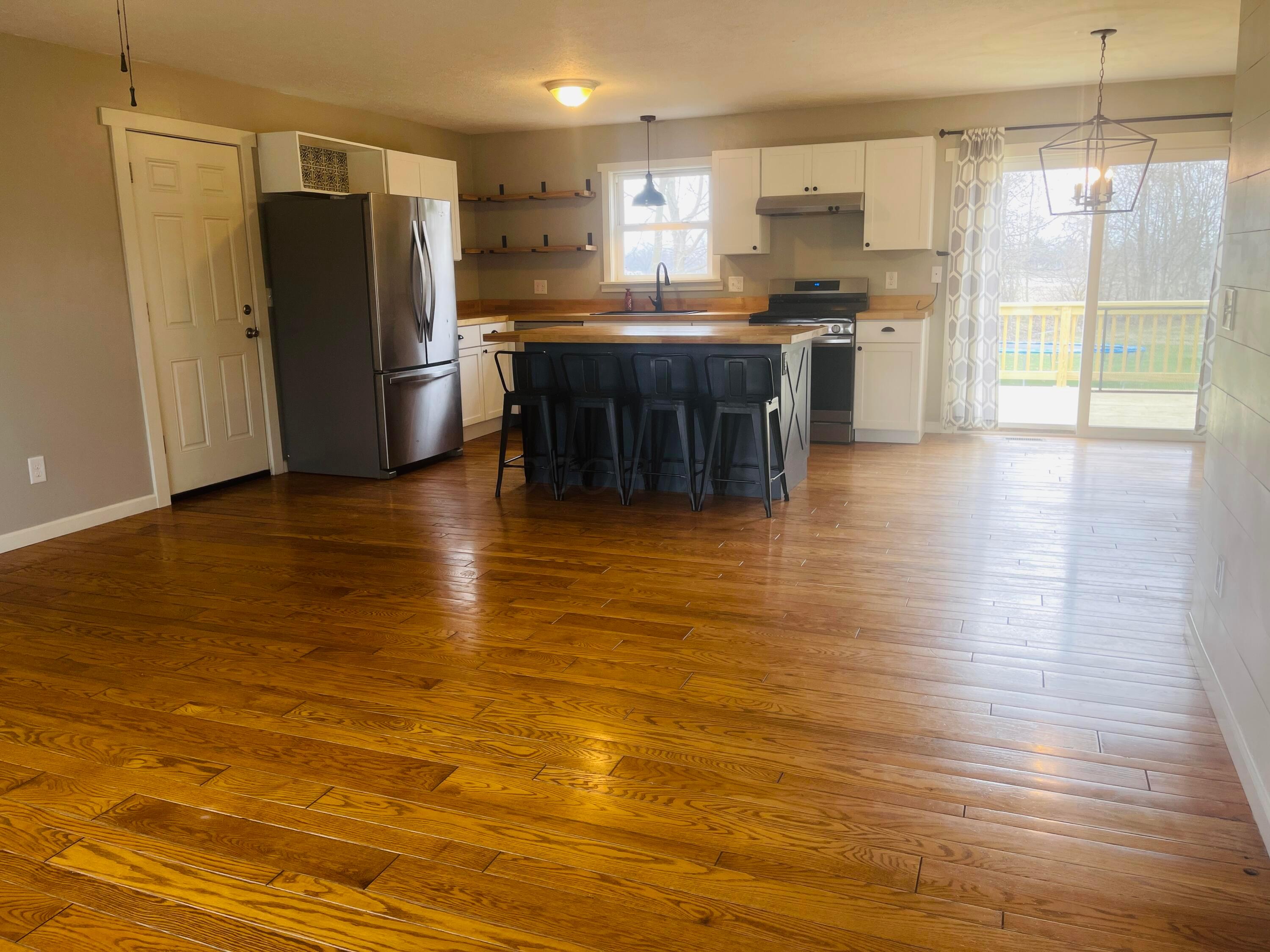 5450 Mink Street, Mount Vernon, Ohio image 4