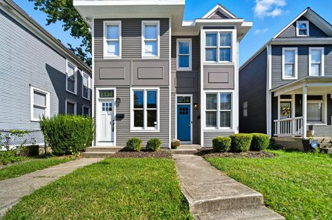 Photo of 1114 Summit Street, Columbus, OH 43201 (MLS # 225038956)