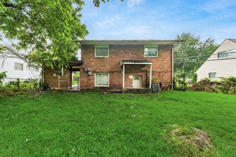 Tiny photo for 1690 Simpson Drive, Columbus, OH 43227 (MLS # 226027732)