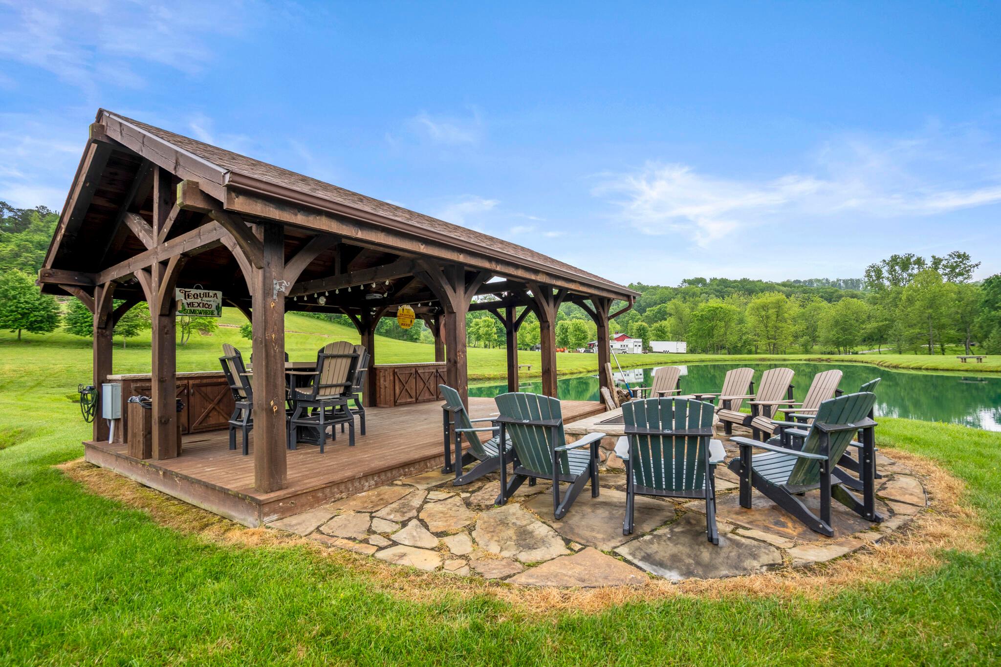 20358 Buena Vista Road, Rockbridge, Ohio image 3