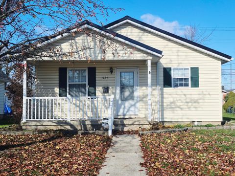Photo of 1024 E Temple Street, Washington Court House, OH 43160 (MLS # 225044291)