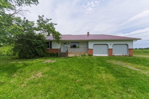 Photo of 19379 Hall Road, Mount Sterling, OH 43143 (MLS # 226016579)