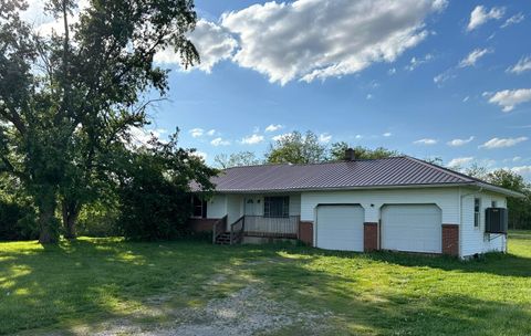 Photo of 19379 Hall Road, Mount Sterling, OH 43143 (MLS # 226016579)