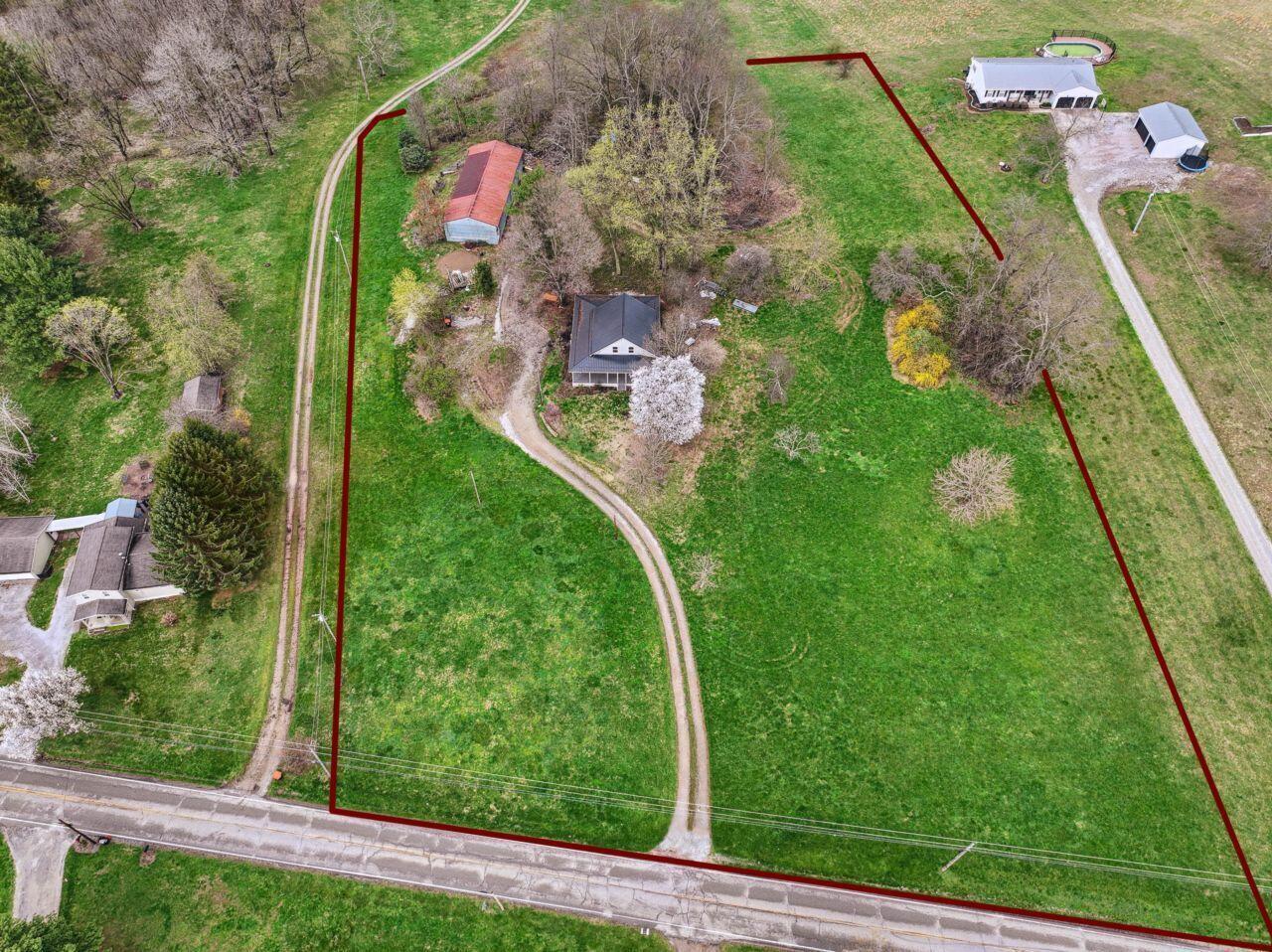 2572 Martinsburg Road, Newark, Ohio image 5