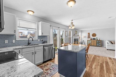 Tiny photo for 3768 Pendent Lane, Columbus, OH 43207 (MLS # 226007132)