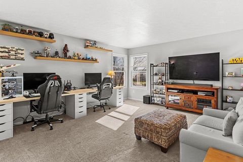 Tiny photo for 3768 Pendent Lane, Columbus, OH 43207 (MLS # 226007132)