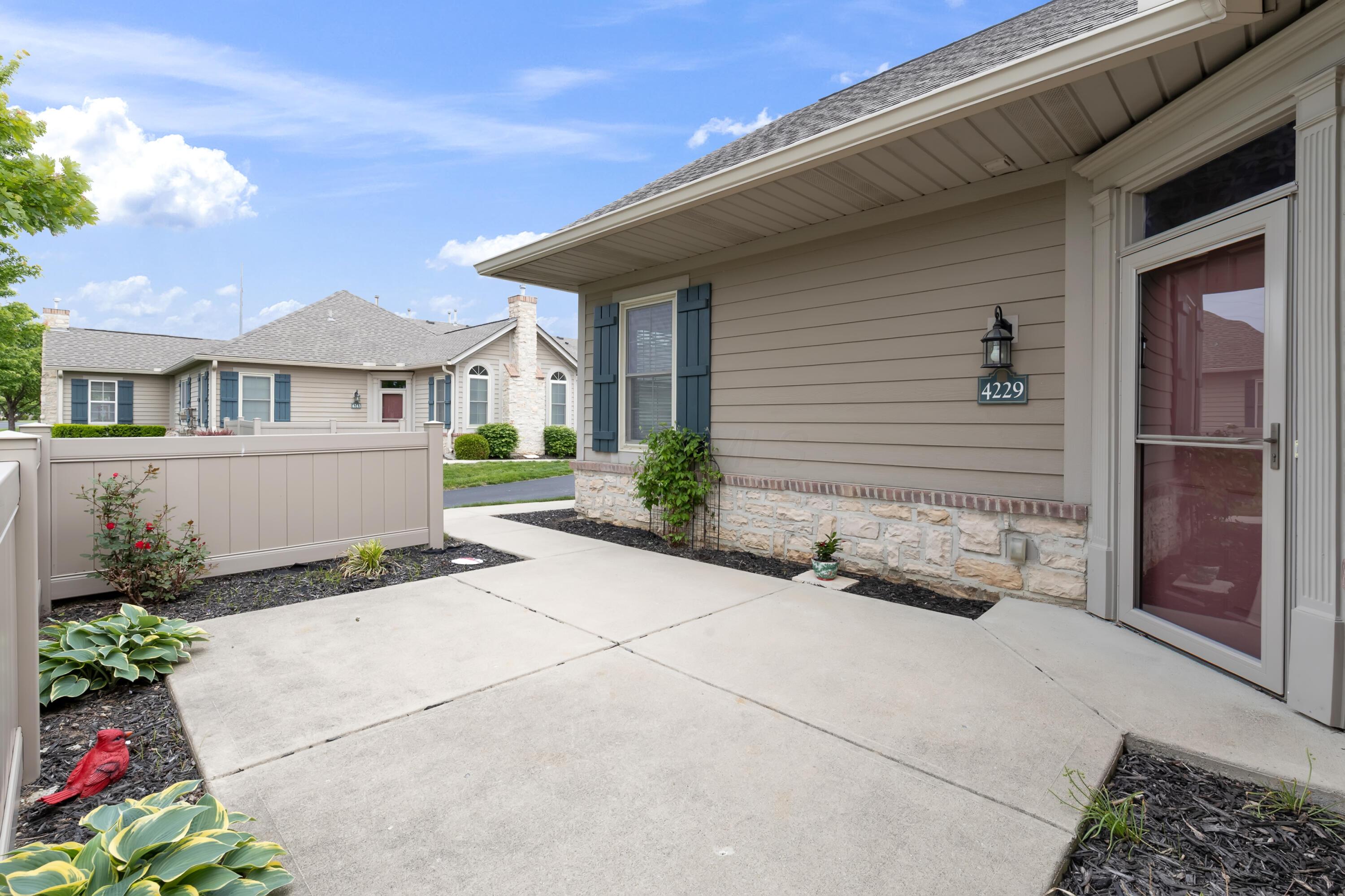 4229 Waterside Place