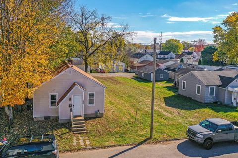 Tiny photo for 140 Sherman Avenue, Lancaster, OH 43130 (MLS # 225041778)