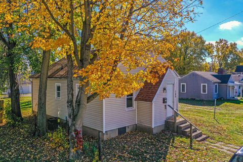 Tiny photo for 140 Sherman Avenue, Lancaster, OH 43130 (MLS # 225041778)