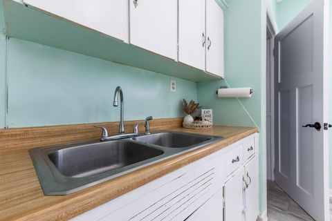 Tiny photo for 140 Sherman Avenue, Lancaster, OH 43130 (MLS # 225041778)