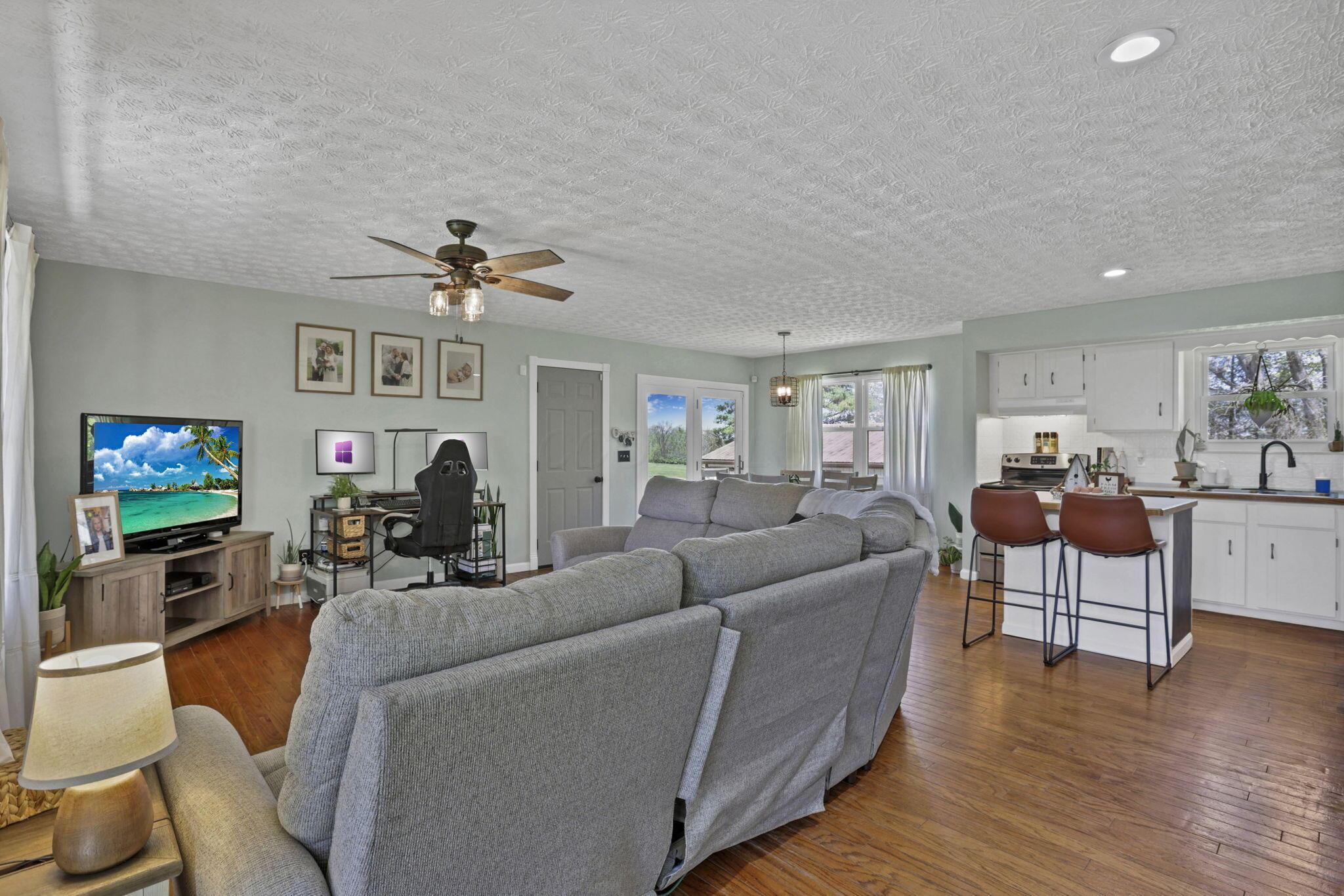 140 Craig Drive, Thornville, Ohio image 10