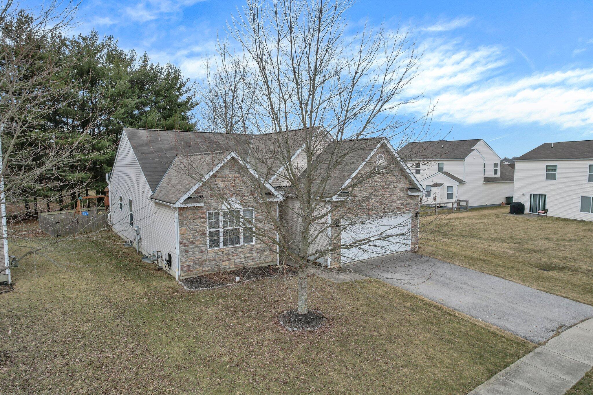 7511 Twisted Bark Drive, Canal Winchester, Ohio image 40