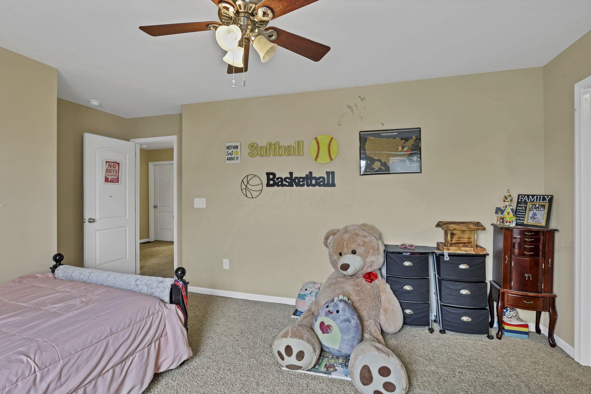 340 Hardwood Avenue, Circleville, Ohio image 35