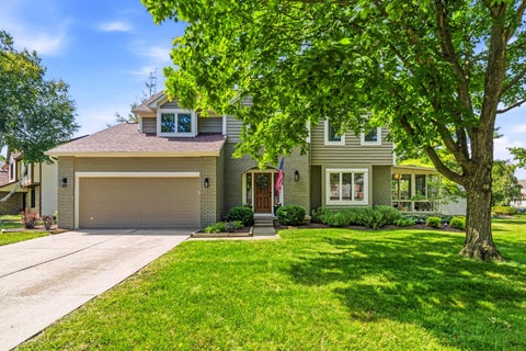 Photo of 7173 Donnybrook Drive, Dublin, OH 43017 (MLS # 226025693)