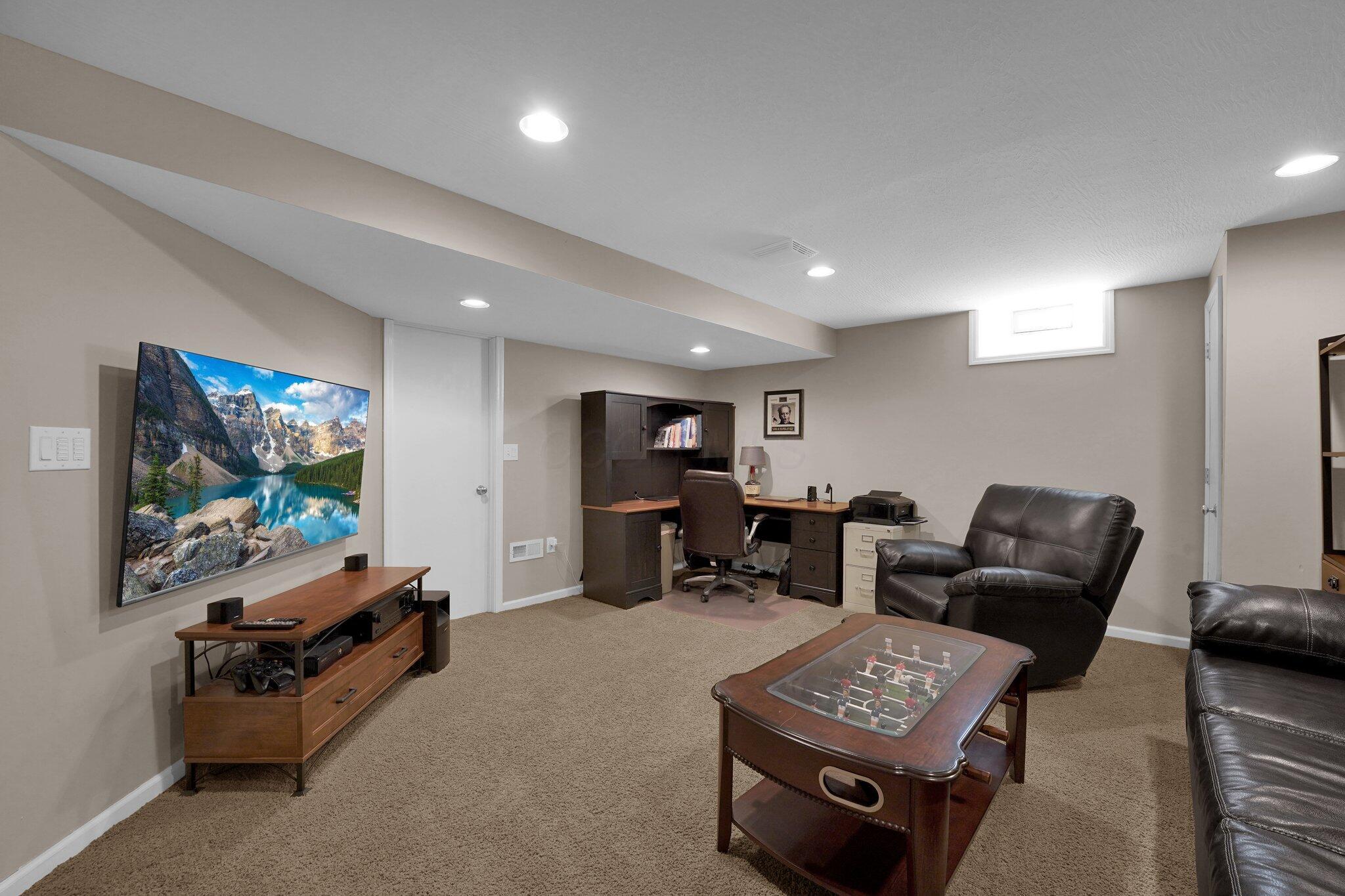 8271 Olympus Lane, Blacklick, Ohio image 35