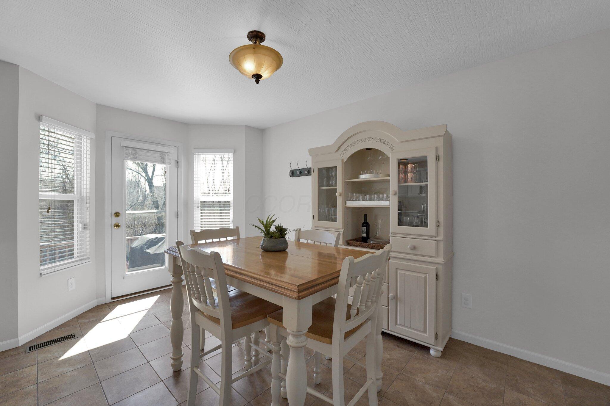 8271 Olympus Lane, Blacklick, Ohio image 16