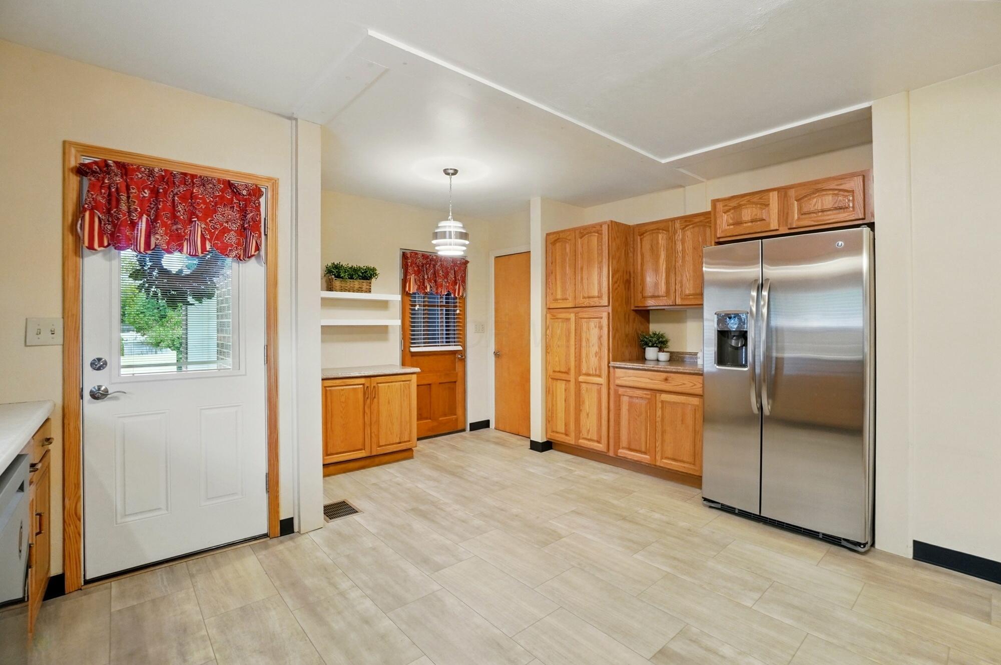 305 Letts Avenue, Sunbury, Ohio image 17