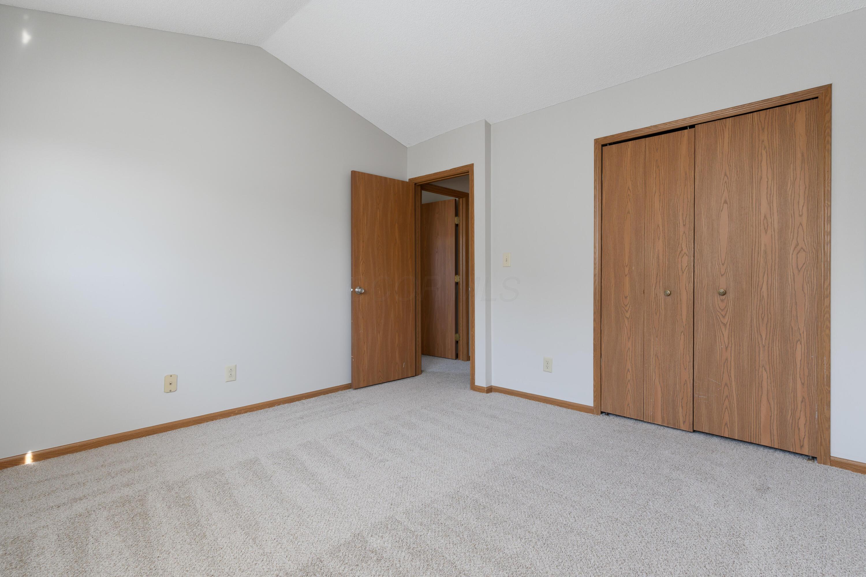 5772 Nike Drive, Hilliard, Ohio image 18
