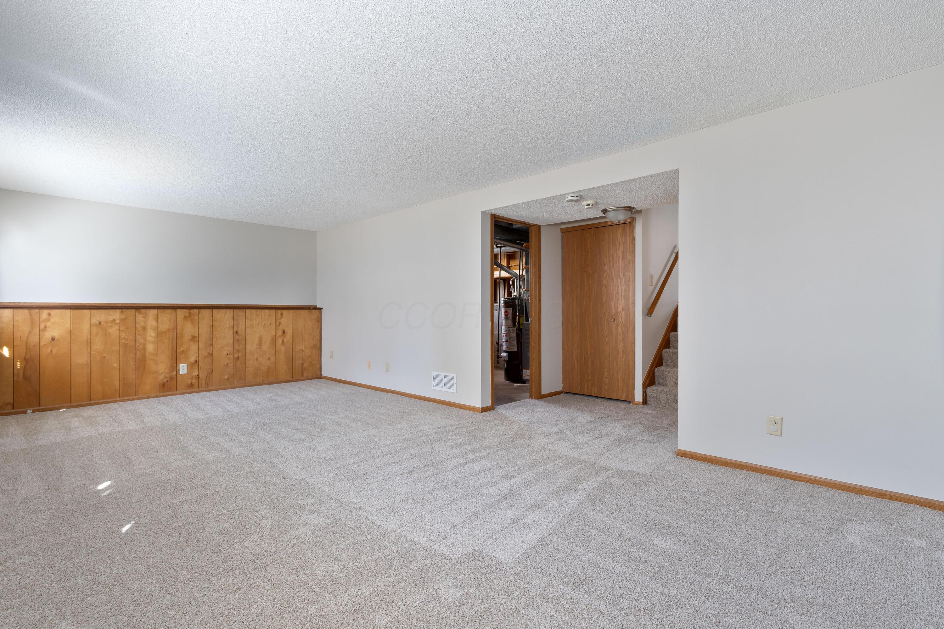 5772 Nike Drive, Hilliard, Ohio image 27
