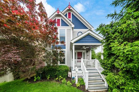 Photo of 377 King Avenue, Columbus, OH 43201 (MLS # 226016901)