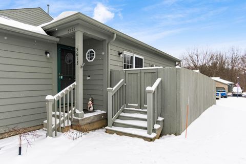 Photo of 5613 Blendonridge Drive 83E #83E, Columbus, OH 43230 (MLS # 226005298)