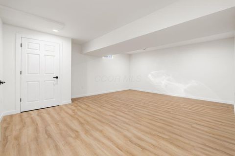Tiny photo for 2687 Snouffer Road, Columbus, OH 43235 (MLS # 225037587)
